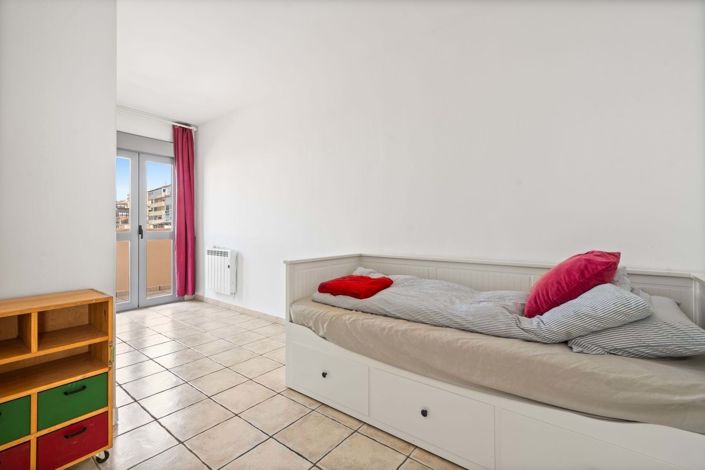 Image No.5-3 Bed Apartment for sale