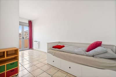 3982-693680-78d1f4f8b6655591b02d22fabb36a692d