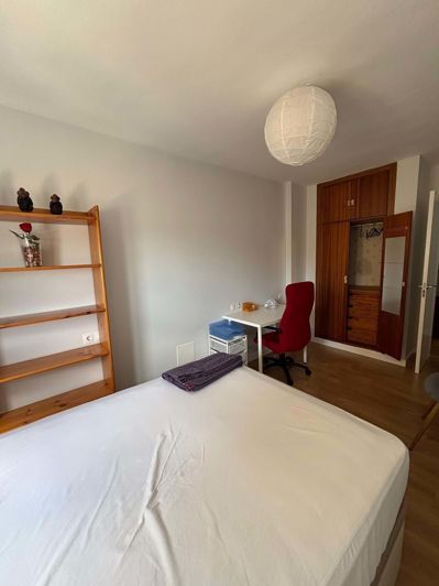 Image No.12-3 Bed Apartment for sale