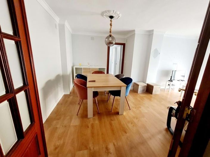 Image No.8-3 Bed Apartment for sale