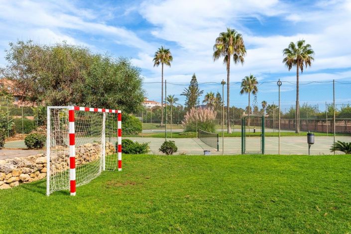 Image No.32-3 Bed Apartment for sale