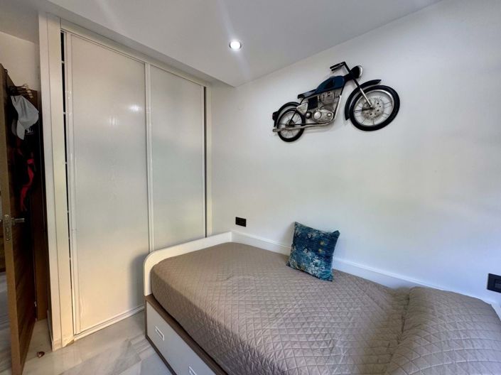 Image No.14-3 Bed Apartment for sale