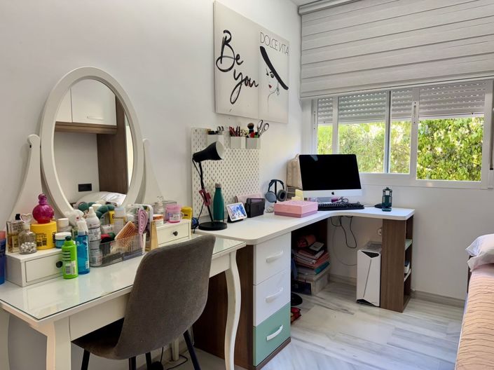 Image No.15-3 Bed Apartment for sale