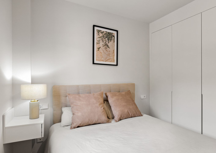 Image No.40-2 Bed Apartment for sale