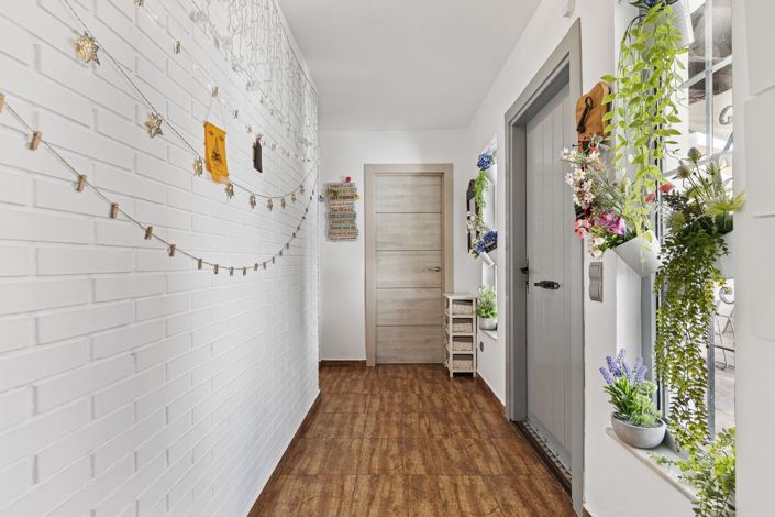 Image No.10-4 Bed Villa for sale