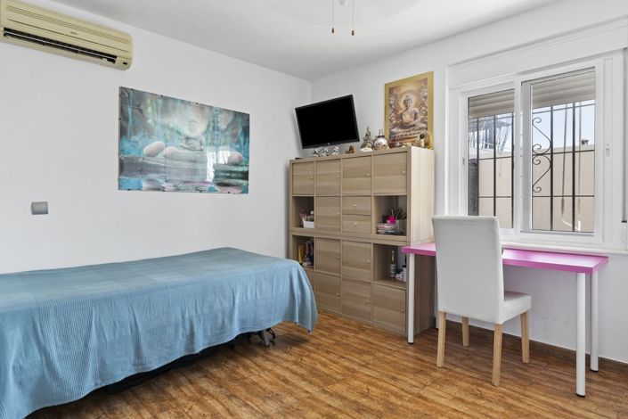 Image No.22-4 Bed Villa for sale