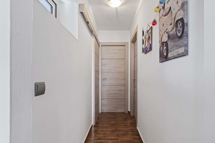 Image No.9-4 Bed Villa for sale