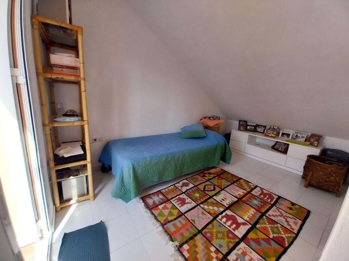 Image No.16-3 Bed Townhouse for sale