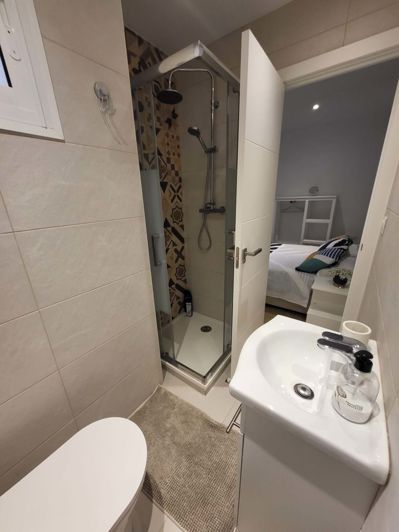 Image No.18-2 Bed Apartment for sale