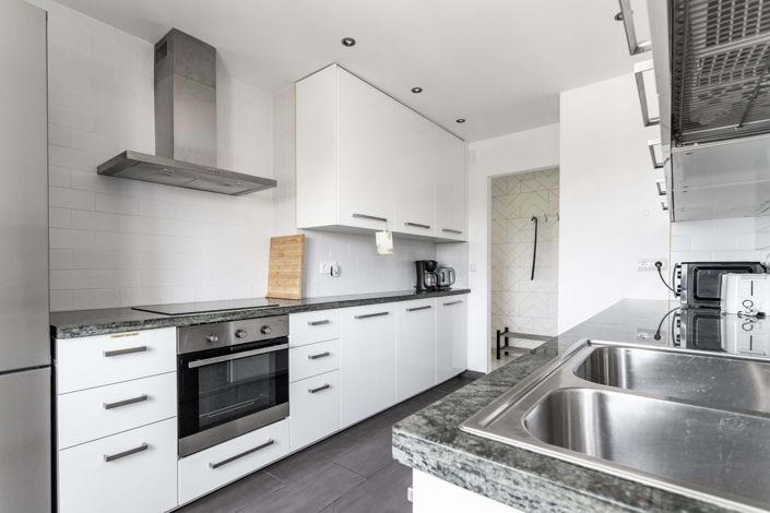 Image No.13-2 Bed Apartment for sale