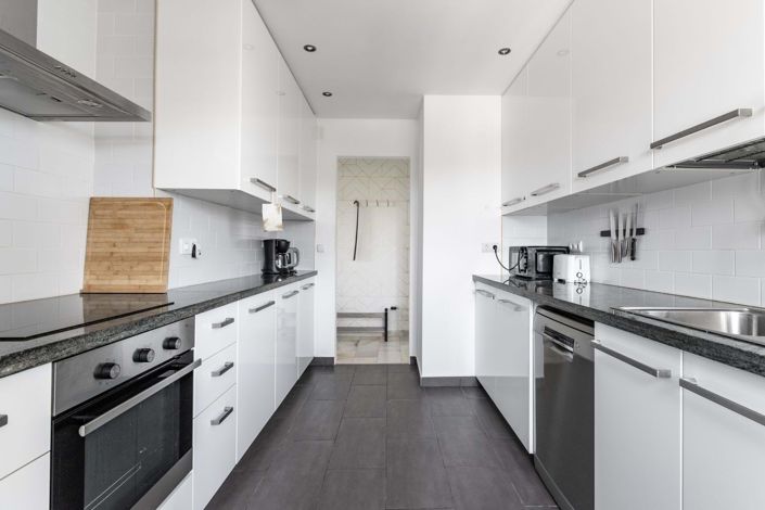 Image No.5-2 Bed Apartment for sale