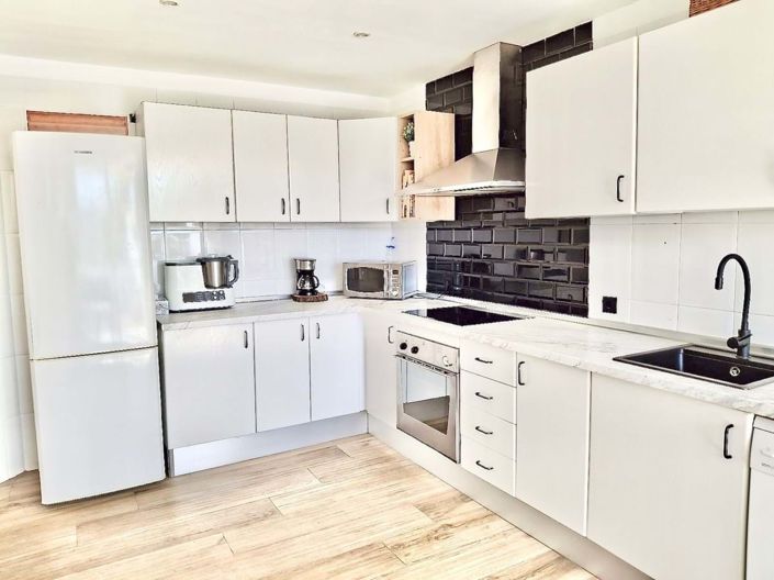 Image No.6-3 Bed Apartment for sale