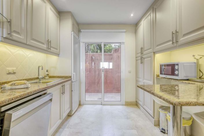 Image No.16-2 Bed Apartment for sale