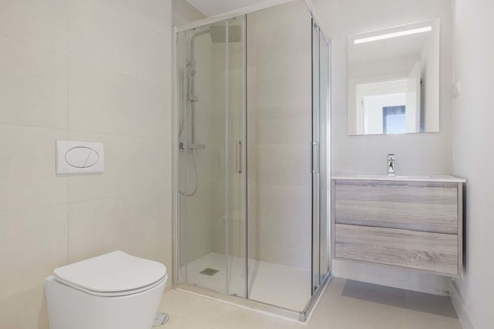 Image No.14-2 Bed Apartment for sale