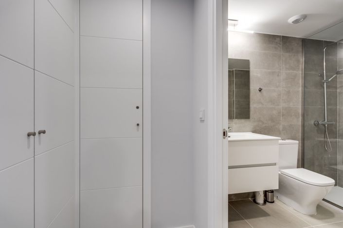 Image No.18-2 Bed Apartment for sale