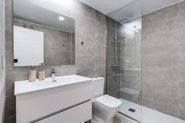 Image No.19-2 Bed Apartment for sale