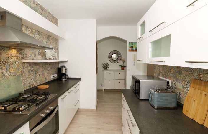 Image No.18-3 Bed Apartment for sale