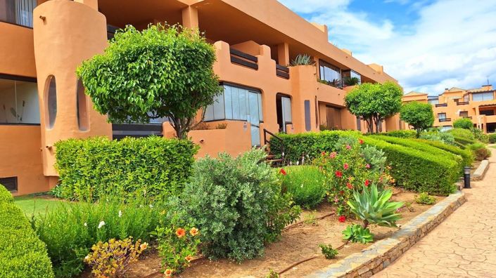 Image No.21-2 Bed Apartment for sale