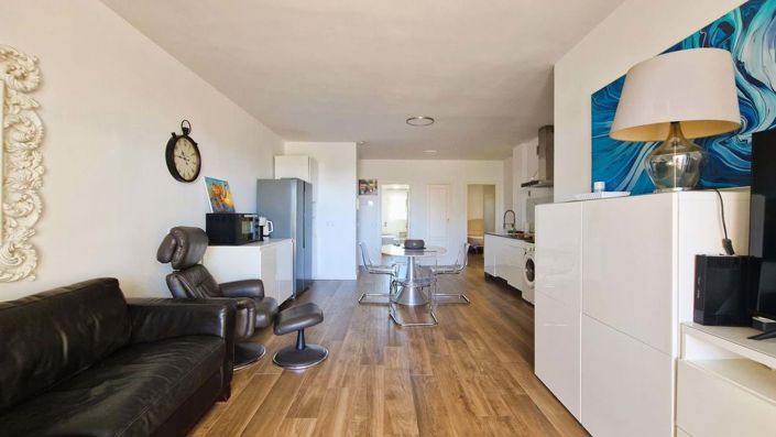 Image No.3-3 Bed Apartment for sale