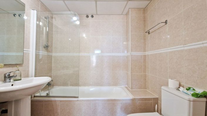 Image No.33-3 Bed Apartment for sale