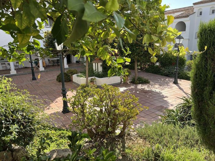 Image No.18-3 Bed Townhouse for sale