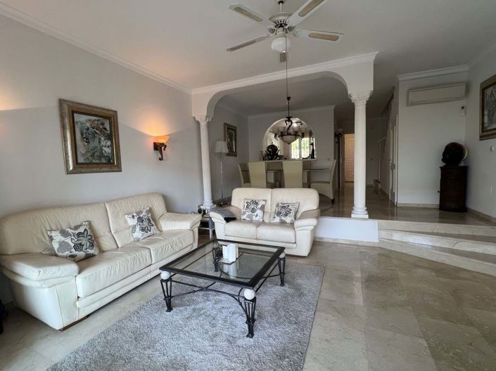 Image No.9-3 Bed Townhouse for sale