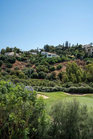 Image No.25-2 Bed Apartment for sale