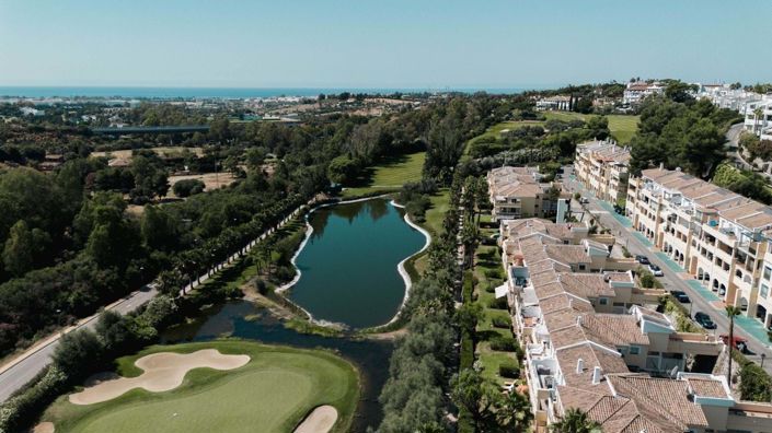 Image No.32-2 Bed Apartment for sale