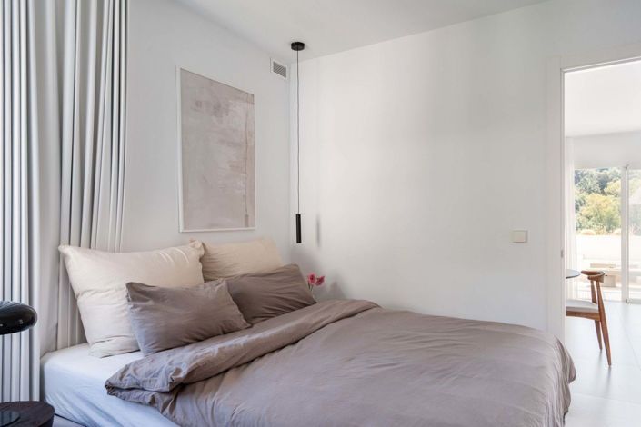 Image No.4-2 Bed Apartment for sale