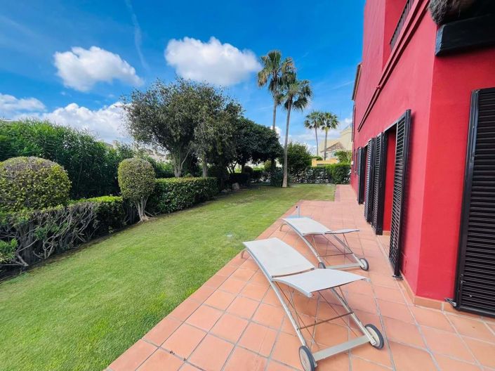 Image No.12-2 Bed Villa for sale