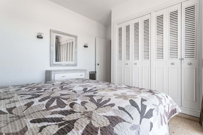 Image No.14-3 Bed Apartment for sale