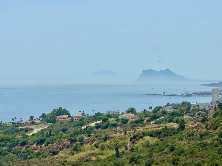 Image No.17-2 Bed Apartment for sale