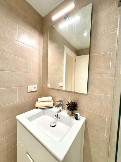 Image No.18-2 Bed Apartment for sale