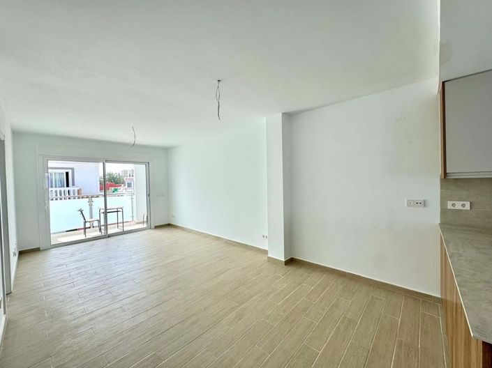 Image No.2-2 Bed Apartment for sale