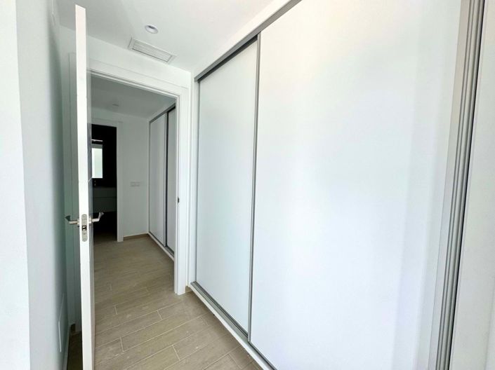 Image No.29-2 Bed Apartment for sale