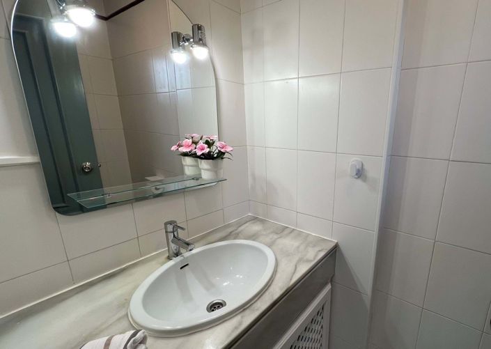 Image No.19-2 Bed Apartment for sale