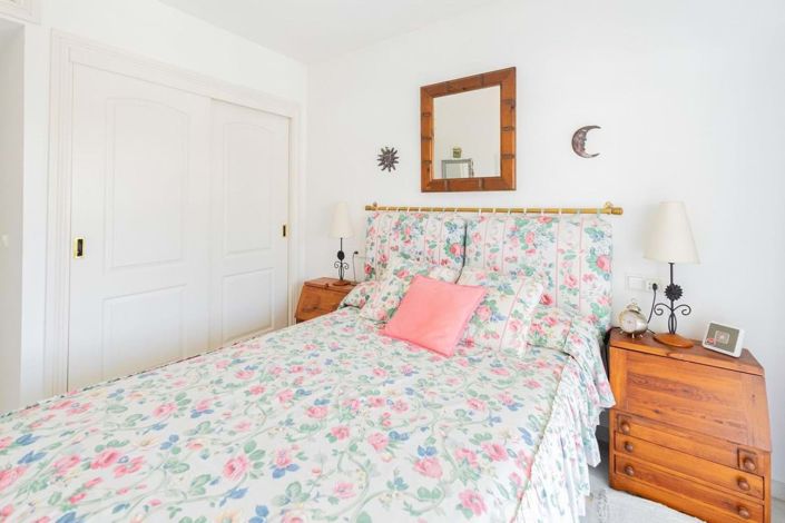 Image No.17-2 Bed Apartment for sale