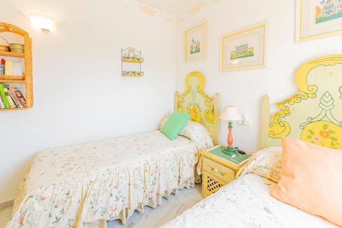 Image No.21-2 Bed Apartment for sale