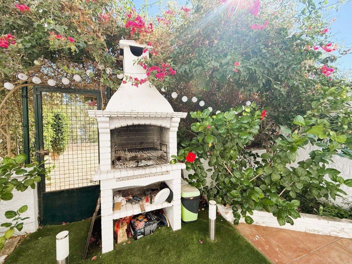 Image No.24-2 Bed Apartment for sale