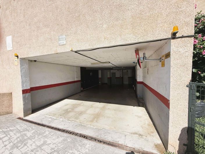 Image No.26-2 Bed Apartment for sale