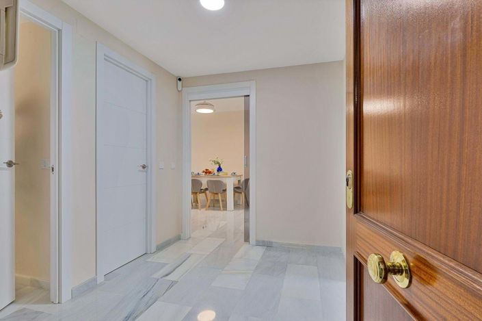 Image No.17-3 Bed Apartment for sale