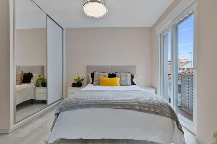 Image No.9-3 Bed Apartment for sale