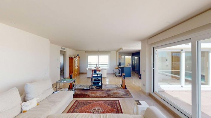 Image No.11-3 Bed Apartment for sale