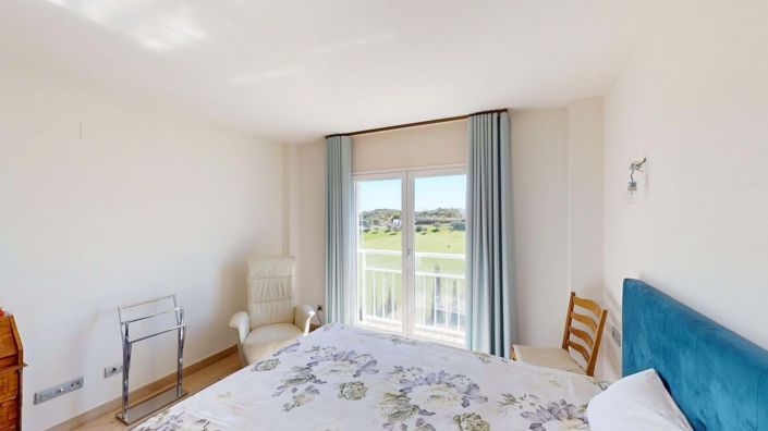 Image No.19-3 Bed Apartment for sale