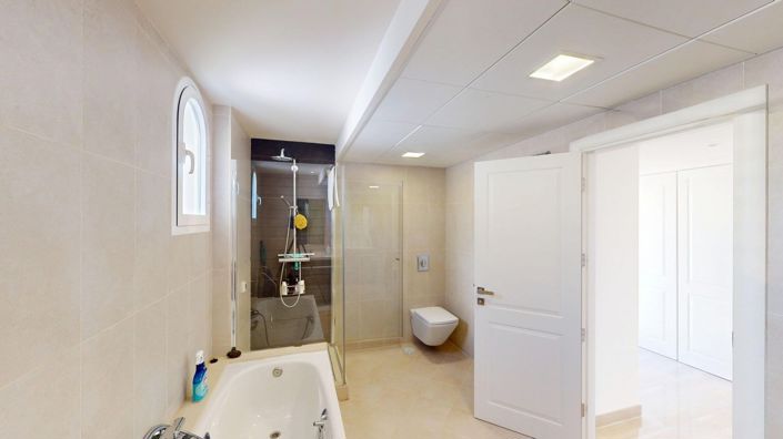 Image No.30-3 Bed Apartment for sale