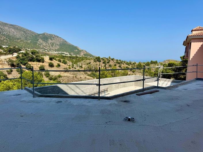 Image No.24-4 Bed Villa for sale