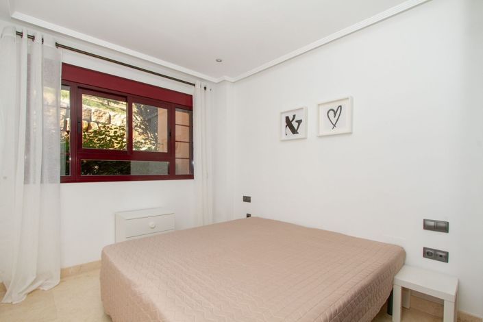 Image No.5-2 Bed Apartment for sale