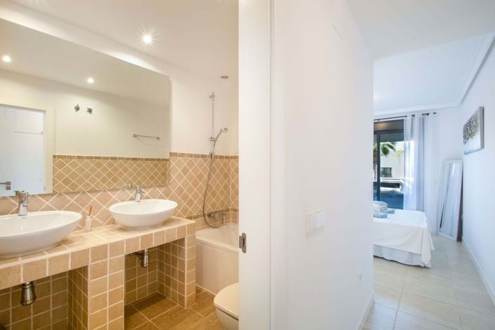 Image No.13-2 Bed Apartment for sale