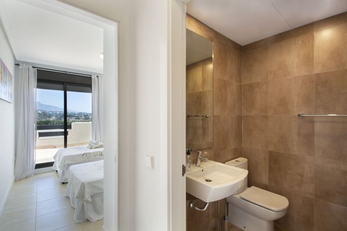 Image No.16-2 Bed Apartment for sale