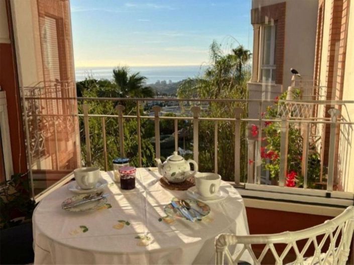 Image No.1-2 Bed Apartment for sale